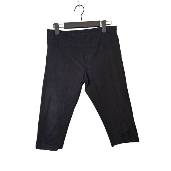 Zelia black knee length leggings. M. - Picture 1 of 3
